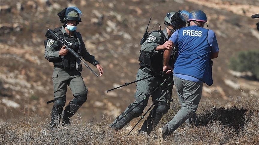 "مدى" يستنكر استهداف إسرائيل للصحفيين الفلسطينيين