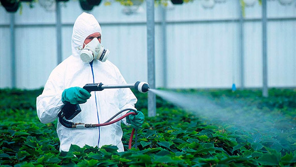 المبيدات الحشرية بشكل محدد مواد كيميائية خطيرة